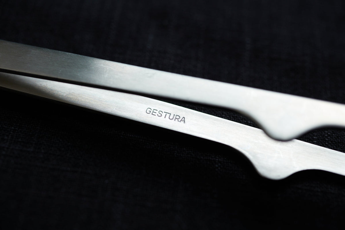 Gestura Stando Tweezers