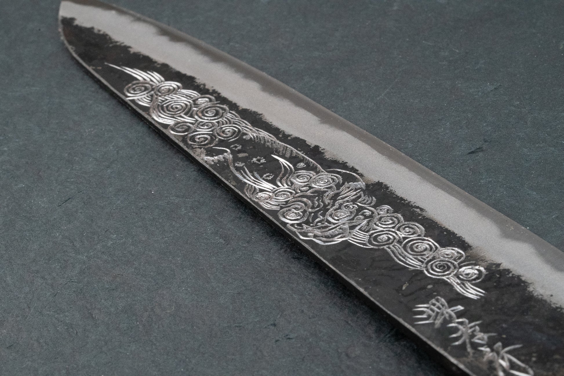 Sakai Takayuki Michiko Kubota Engraved Aogami Gyuto 240mm "Lion" from Sakai Takayuki