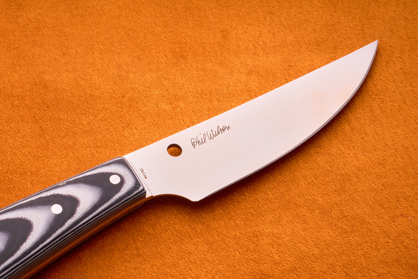 Rivière Bow Spyderco