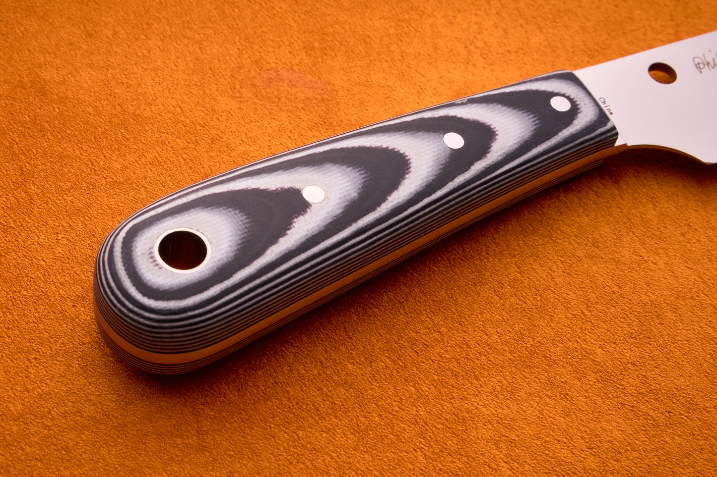 Rivière Bow Spyderco