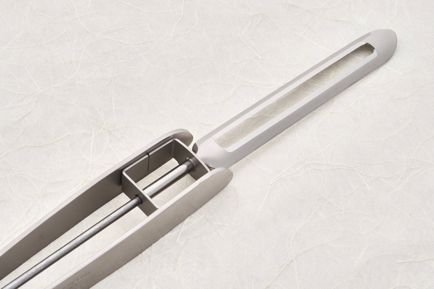 Éplucheur long en acier inoxydable Kassai Plus