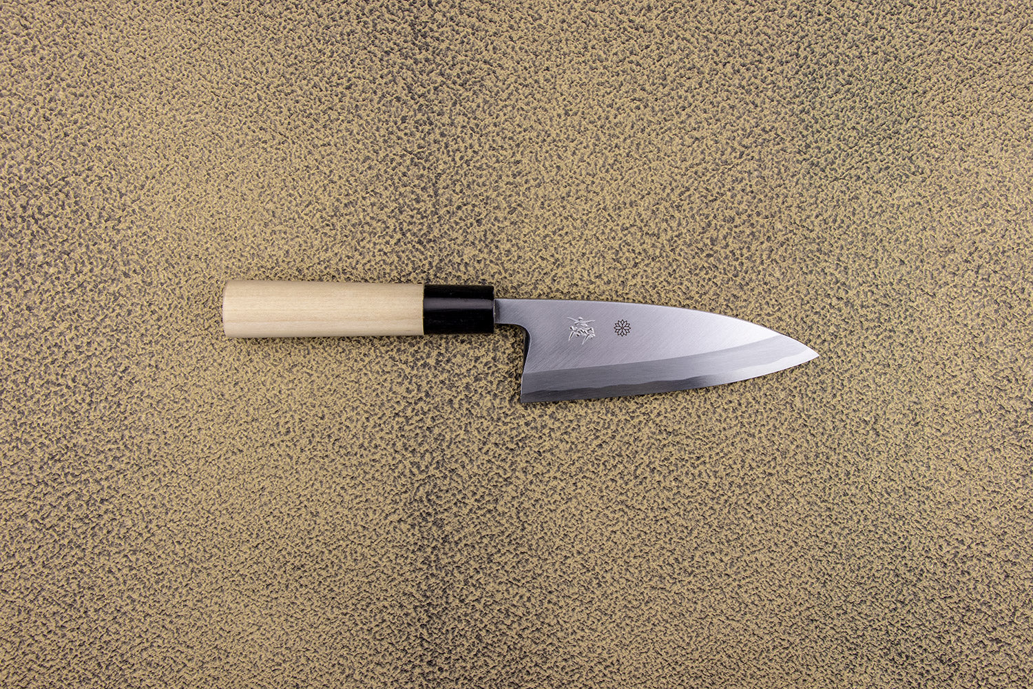 Sakai Kikumori Tomoshibi Deba 120mm from Sakai Kikumori