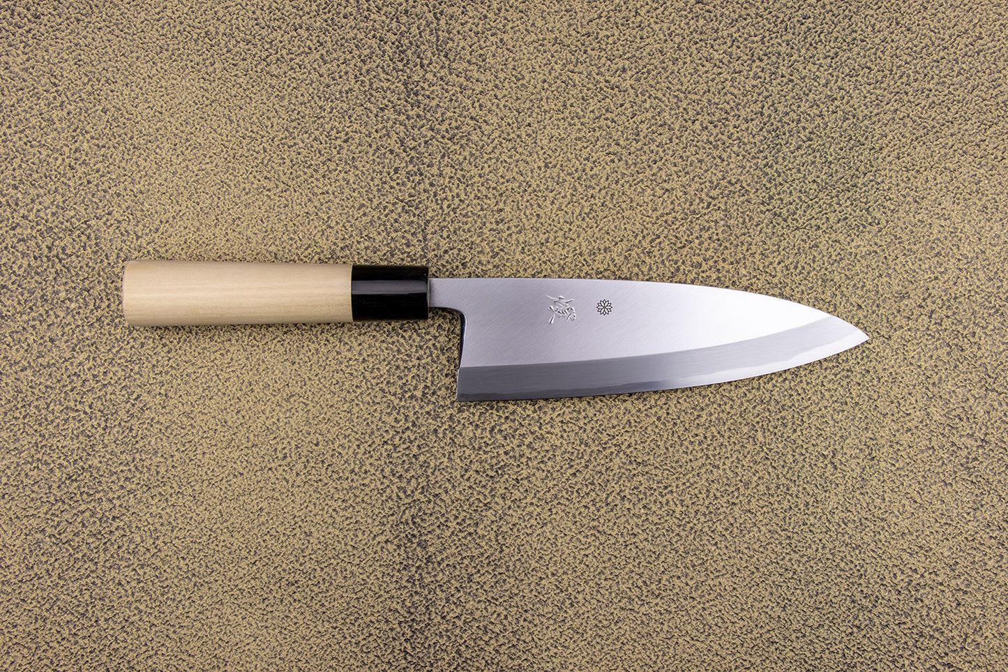 Sakai Kikumori Tomoshibi Deba 180mm from Sakai Kikumori