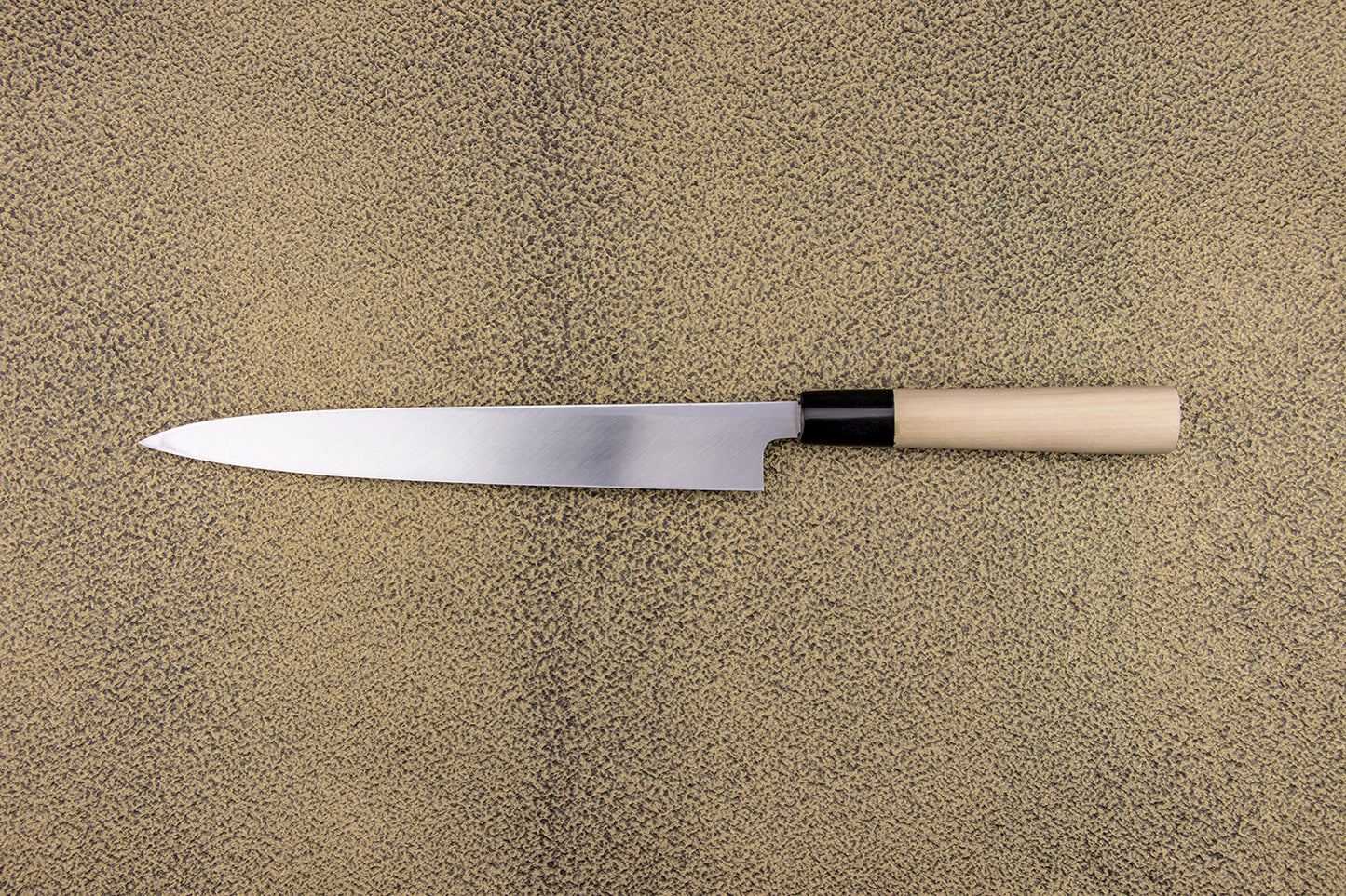 Sakai Kikumori Tomoshibi Yanagiba 240mm from Sakai Kikumori