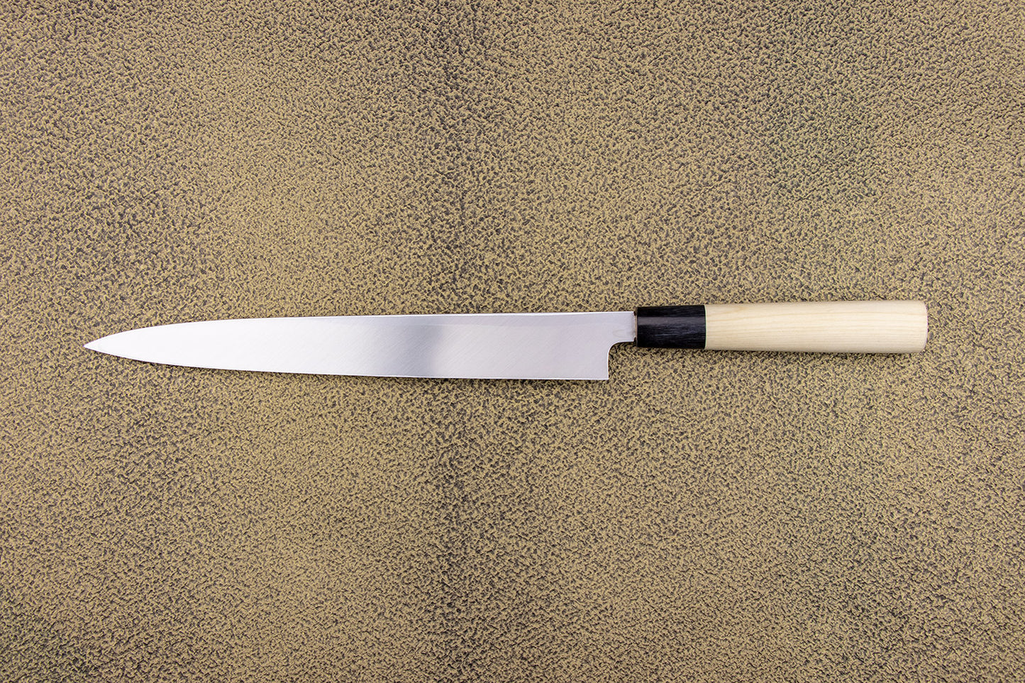 Sakai Kikumori Tomoshibi Yanagiba 270mm from Sakai Kikumori