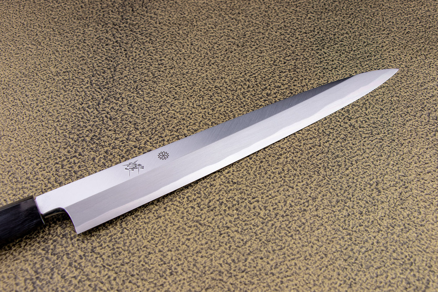 Sakai Kikumori Tomoshibi Yanagiba 270mm from Sakai Kikumori