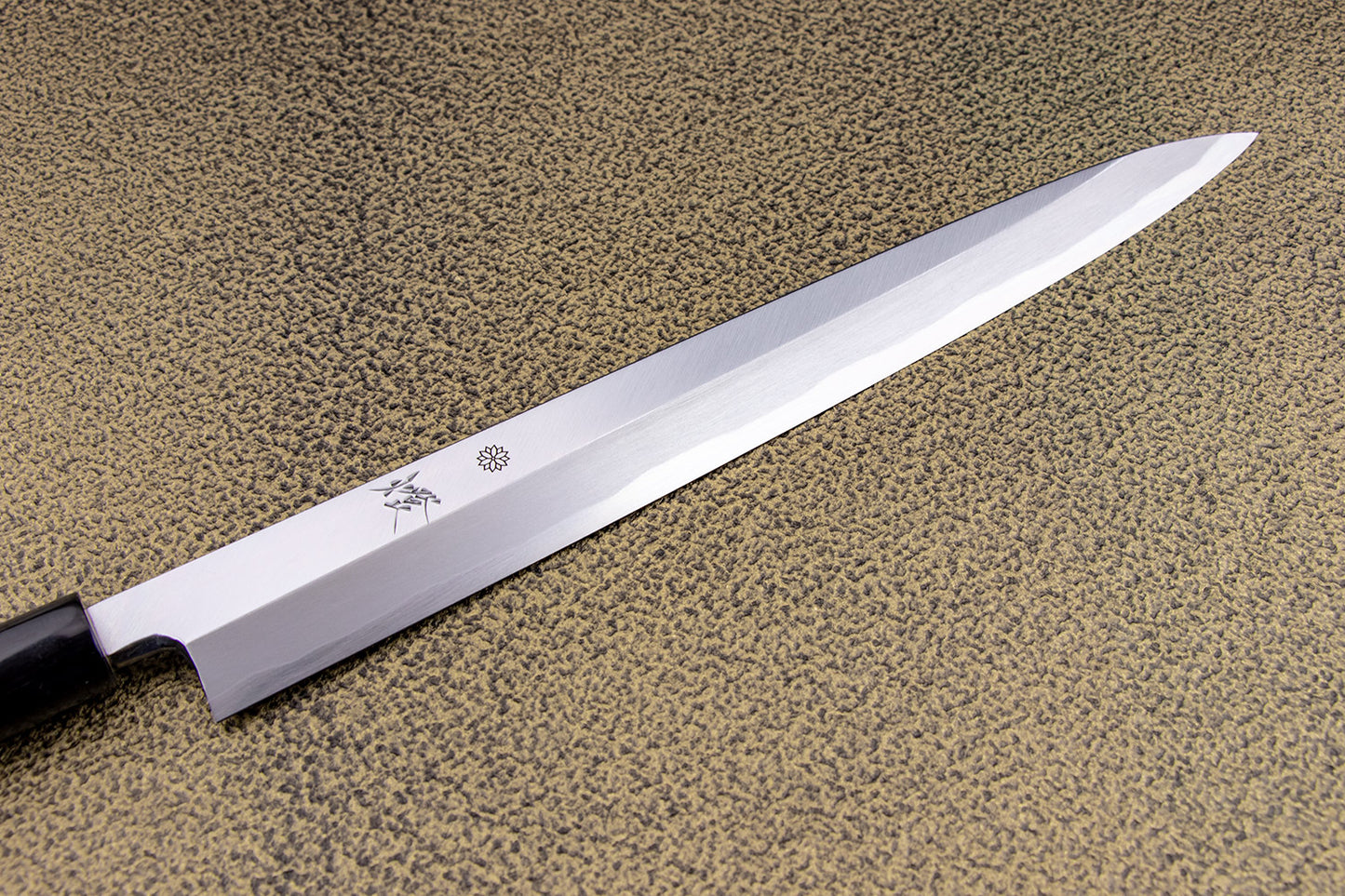 Sakai Kikumori Tomoshibi Yanagiba 300mm from Sakai Kikumori