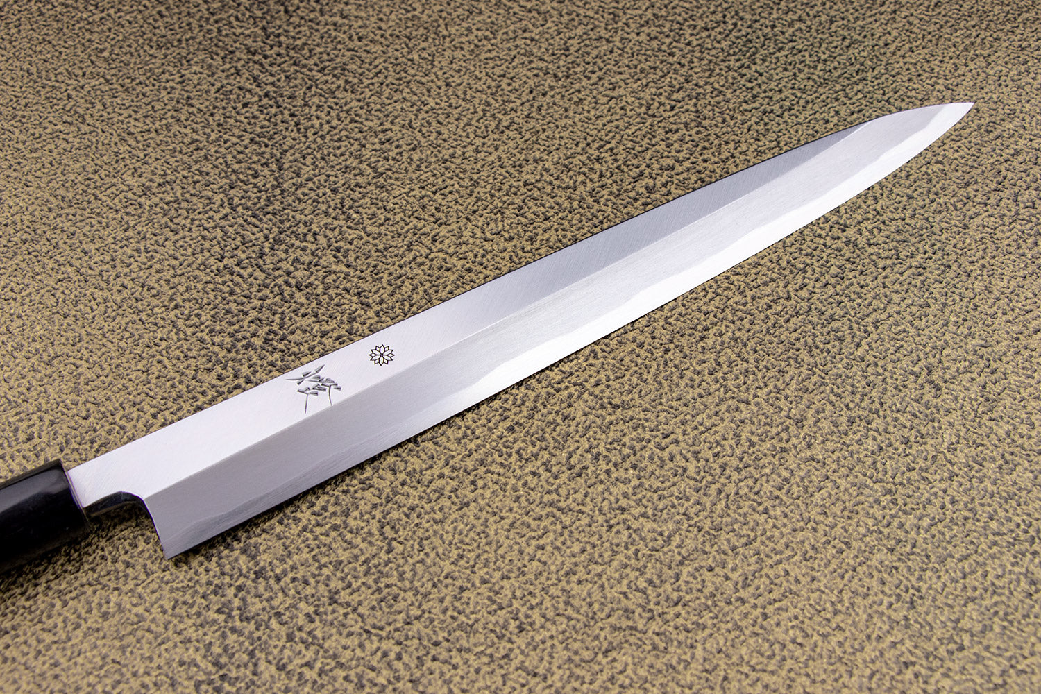 Sakai Kikumori Tomoshibi Yanagiba 300mm from Sakai Kikumori