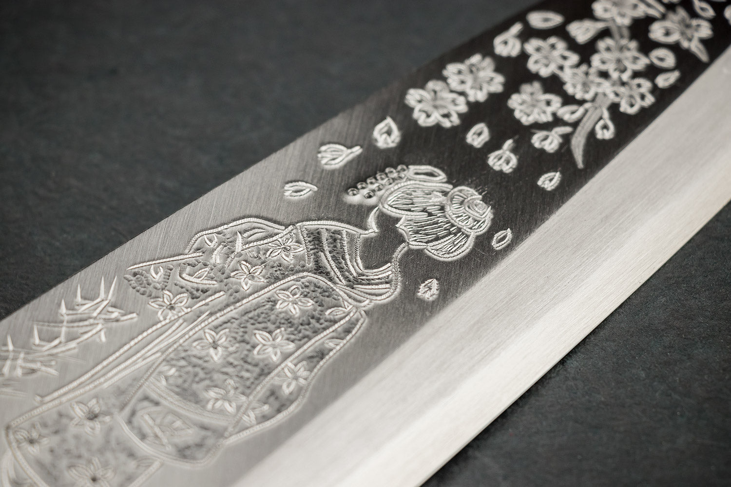Sakai Takayuki Michiko Special Engraved Deba 240mm "Maiko Geisha" from Sakai Takayuki