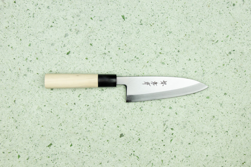 Sakai Takayuki Suigyu Kasumitogi Deba 165mm from Sakai Takayuki