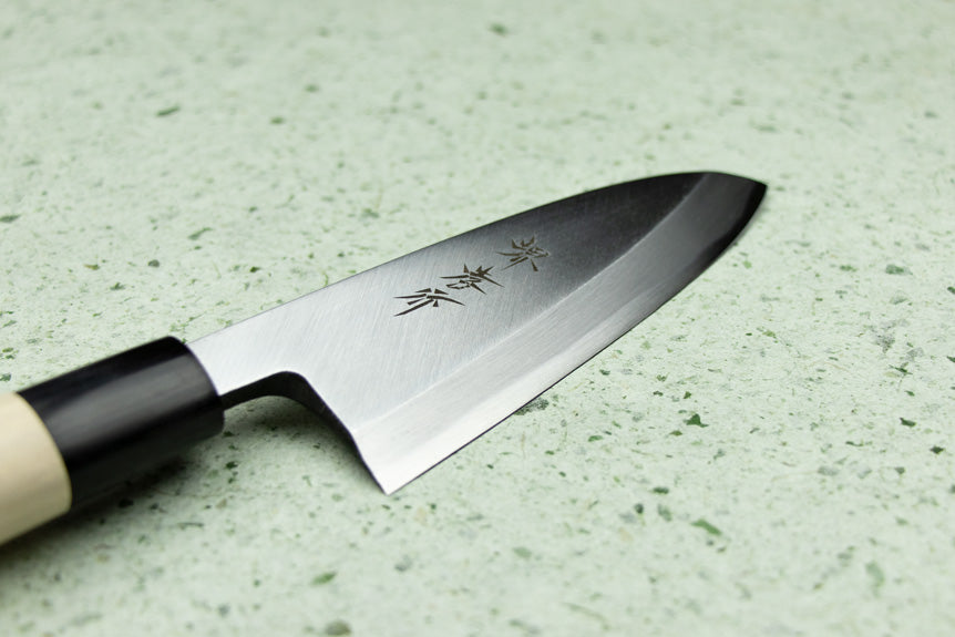 Sakai Takayuki Suigyu Kasumitogi Deba 165mm from Sakai Takayuki